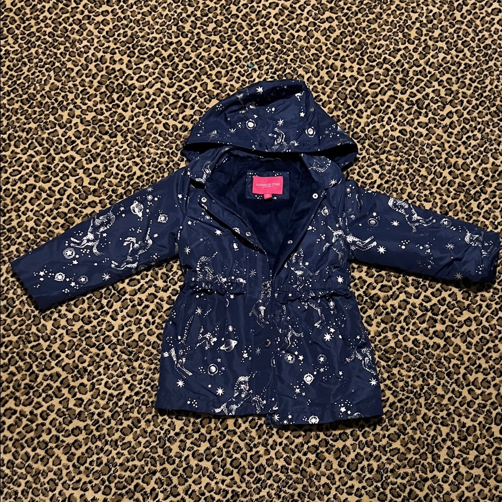 London Fog Navy Star/Unicorn Pattern Raincoat Girls size 6x